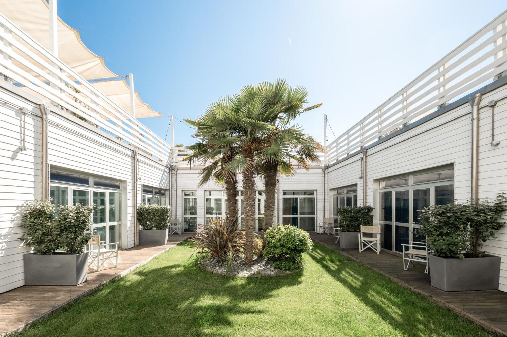 Terme Beach Resort Punta Marina Exterior foto