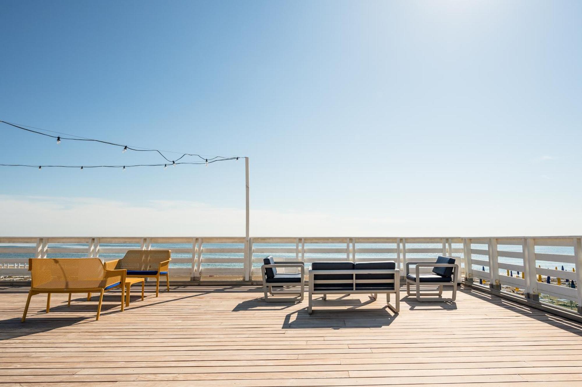 Terme Beach Resort Punta Marina Exterior foto