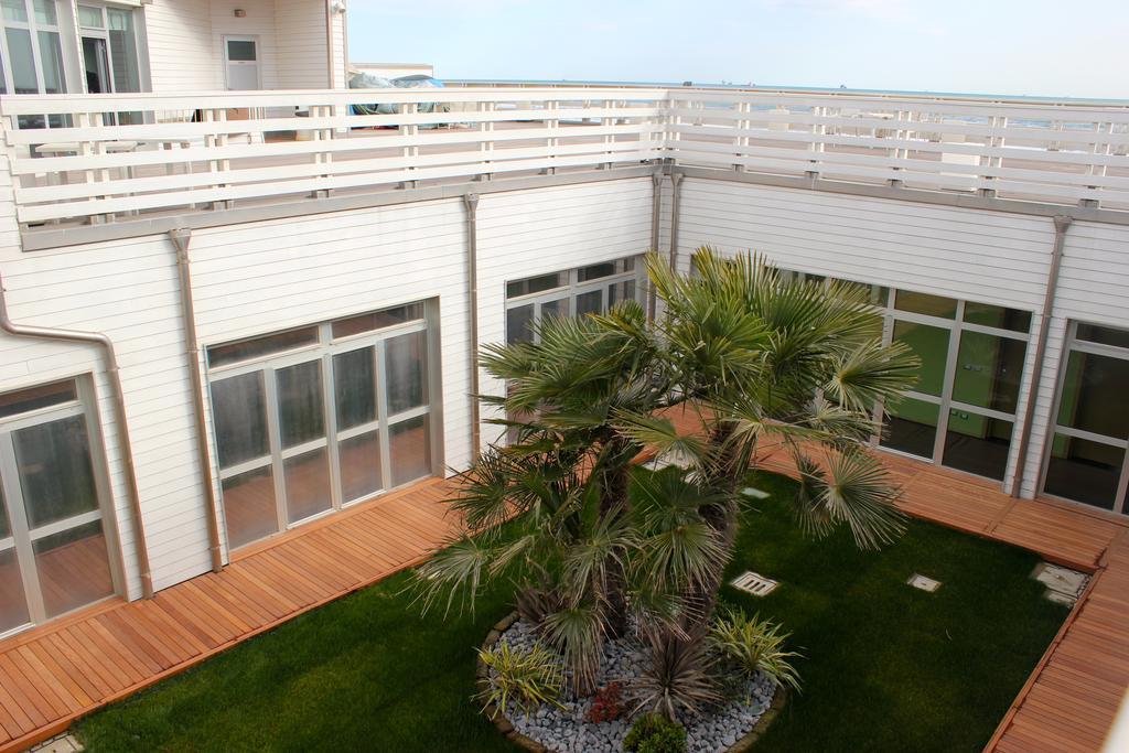 Terme Beach Resort Punta Marina Exterior foto
